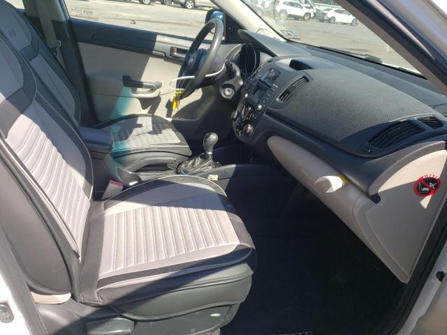 Photo 5 from auction – 2011 KIA FORTE LX with VIN KNAFT4A28B5449602