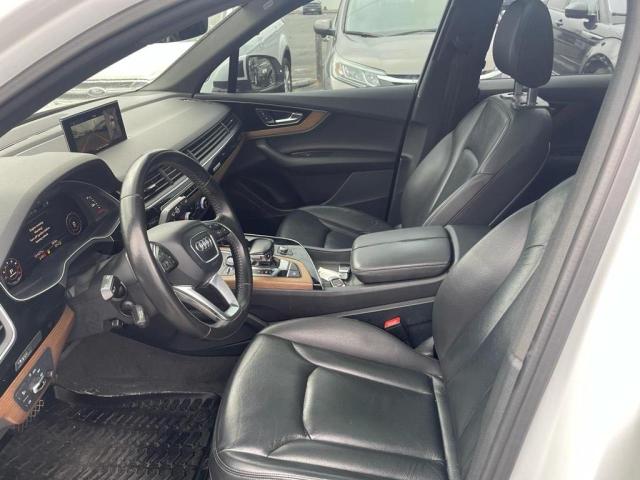 Photo 5 from auction – 2017 AUDI Q7 PREMIUM with VIN WA1LAAF75HD031084