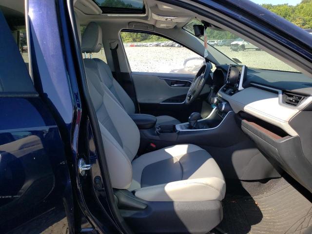 Photo 5 from auction – 2019 TOYOTA RAV4 LIMIT with VIN 2T3DWRFV0KW020013