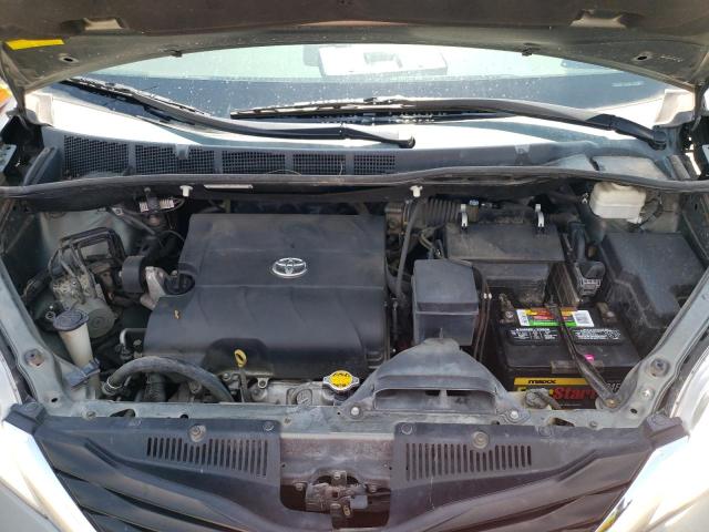 Photo 7 from auction – 2013 TOYOTA SIENNA LE with VIN 5TDKK3DC8DS318976