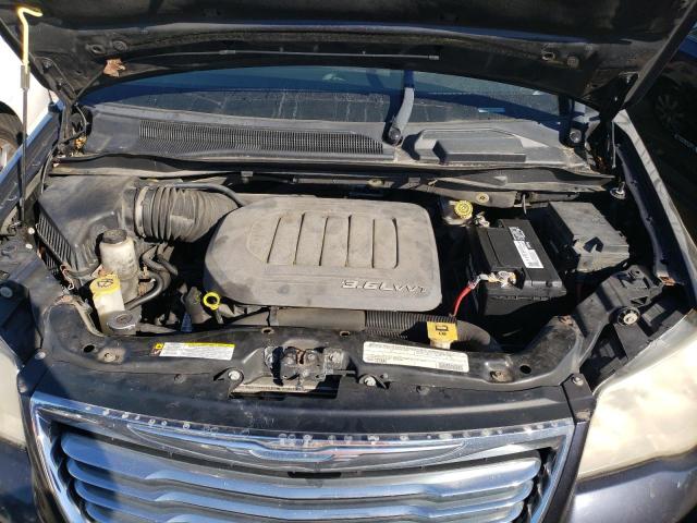Photo 7 from auction – 2011 CHRYSLER TOWN & COU with VIN 2A4RR8DG8BR733970