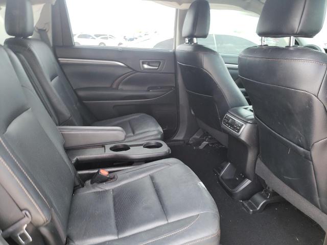 Photo 6 from auction – 2019 TOYOTA HIGHLANDER with VIN 5TDYZRFH9KS297764