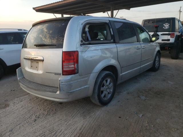 Photo 4 from auction – 2010 CHRYSLER TOWN & COU with VIN 2A4RR5D18AR192718