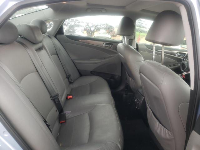 Photo 6 from auction – 2013 HYUNDAI SONATA HYB with VIN KMHEC4A46DA075707