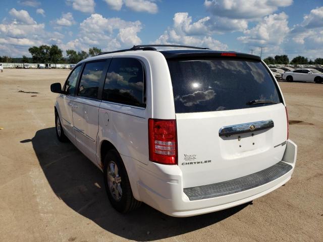 Photo 3 from auction – 2010 CHRYSLER TOWN AND C with VIN 2A4RR5D16AR115569