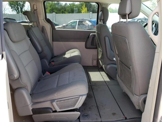 Photo 6 from auction – 2010 CHRYSLER TOWN & COU with VIN 2A4RR5D18AR324053