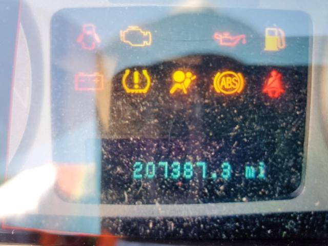 Photo 8 from auction – 2009 MERCURY MARINER PR with VIN 4M2CU87729KJ11048