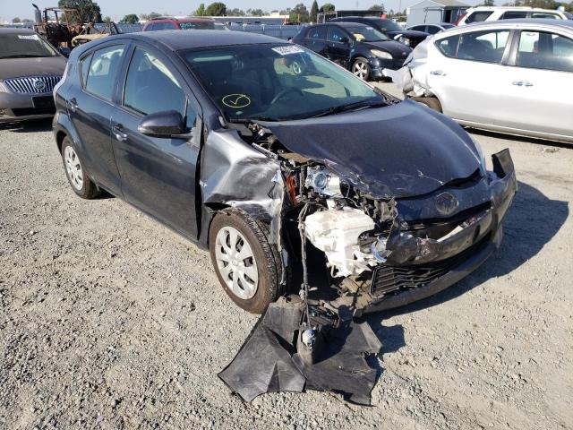 TOYOTA PRIUS C 2013 with VIN JTDKDTB34D1032696 - Photo from auction