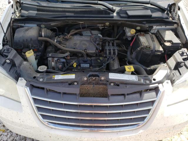 Photo 7 from auction – 2010 CHRYSLER TOWN & COU with VIN 2A4RR5D18AR324053