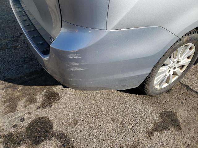 Photo 9 from auction – 2016 TOYOTA SIENNA LE with VIN 5TDJK3DCXGS132047
