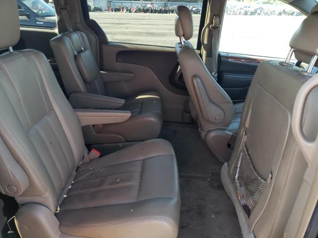 Photo 6 from auction – 2016 CHRYSLER TOWN & COU with VIN 2C4RC1BG1GR165490