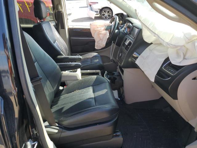 Photo 5 from auction – 2014 CHRYSLER TOWN & COU with VIN 2C4RC1BG7ER268930
