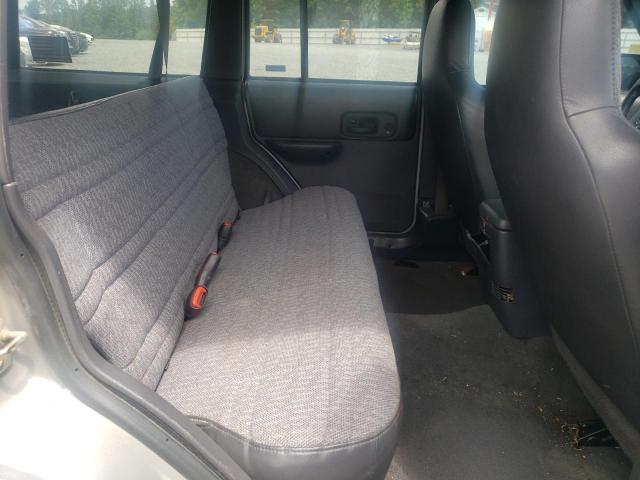 Photo 6 from auction – 2000 JEEP CHEROKEE S with VIN 1J4FF48S2YL224655