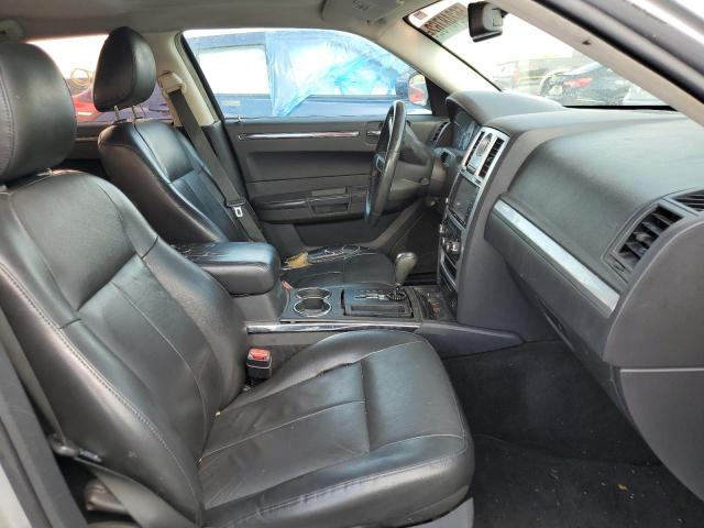 Photo 5 from auction – 2010 CHRYSLER 300 TOURIN with VIN 2C3CA5CV0AH110692