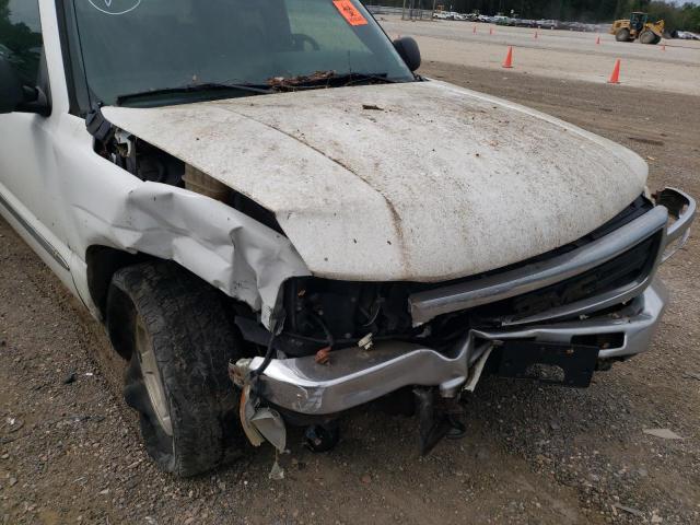 Photo 9 from auction – 2005 GMC NEW SIERRA with VIN 2GTEC13T851402241