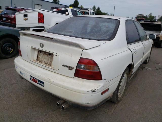 Photo 4 from auction – 1994 HONDA ACCORD EX with VIN JHMCD5567RC108895