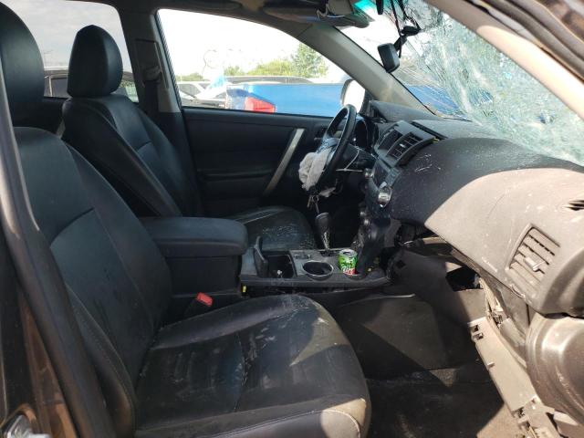 Photo 5 from auction – 2011 TOYOTA HIGHLANDER with VIN 5TDBK3EH2BS057755