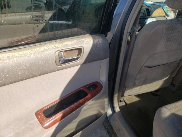Photo 9 from auction – 2004 TOYOTA CAMRY LE with VIN 4T1BE32K74U899640
