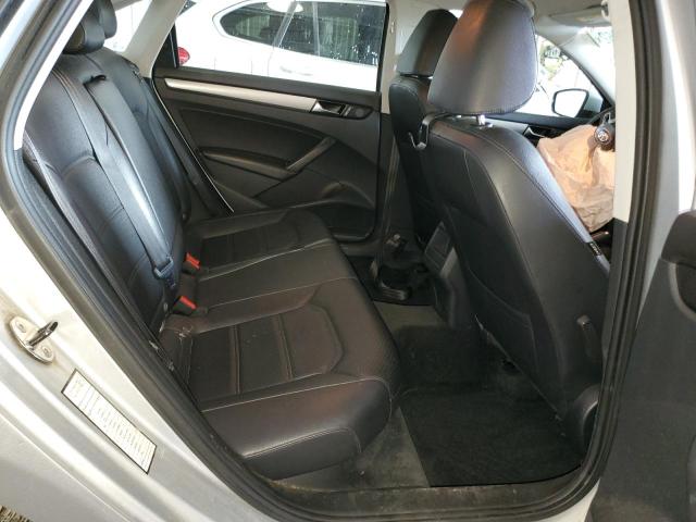 Photo 6 from auction – 2014 VOLKSWAGEN PASSAT S with VIN 1VWAT7A39EC072802