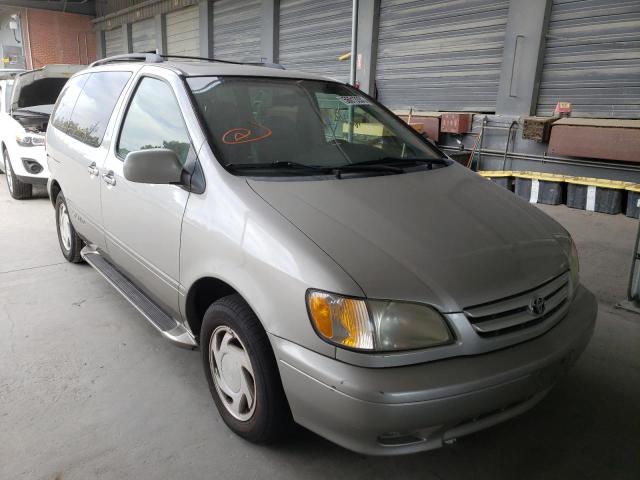 Photo 1 from auction – 2002 TOYOTA SIENNA LE with VIN 4T3ZF13C42U414236