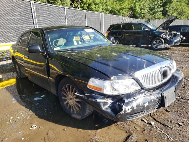 LINCOLN TOWN CAR E 2004 with VIN 1LNHM81W94Y614041 - Photo from auction