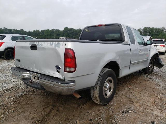 Photo 4 from auction – 2000 FORD F150 with VIN 1FTZX1721YNA60397