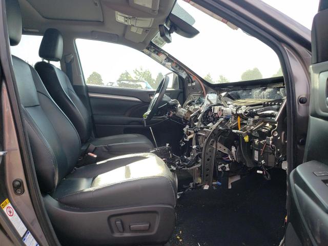 صورة رقم 5 من المزاد - 2017 TOYOTA HIGHLANDER مع VIN 5TDJZRFH8HS457742