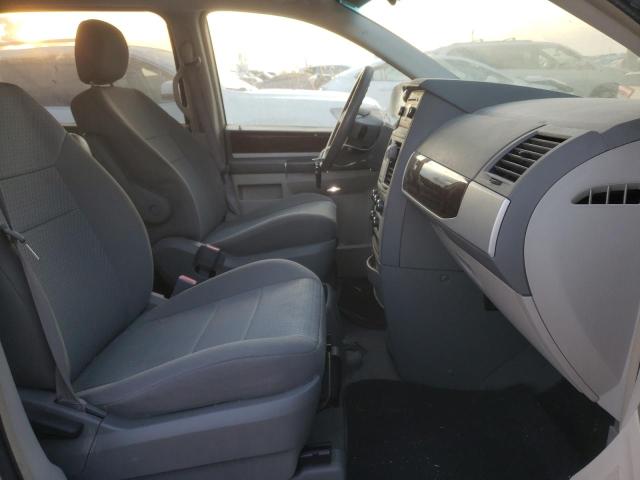 Photo 5 from auction – 2010 CHRYSLER TOWN & COU with VIN 2A4RR5D18AR192718