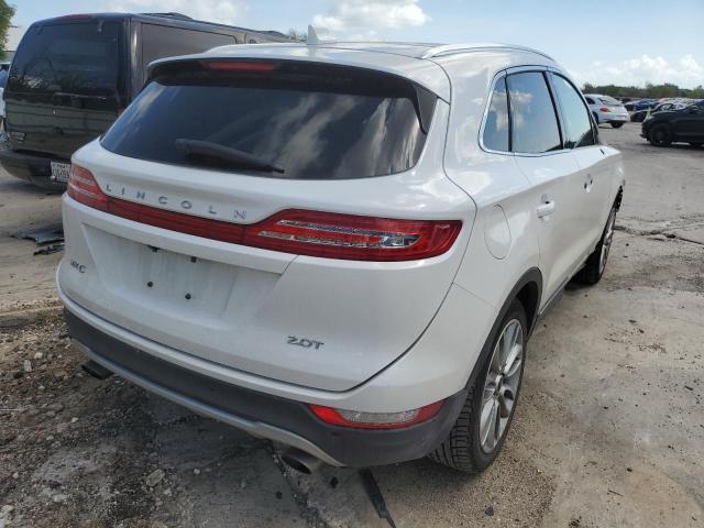 Photo 4 from auction – 2017 LINCOLN MKC RESERV with VIN 5LMCJ3C96HUL63258