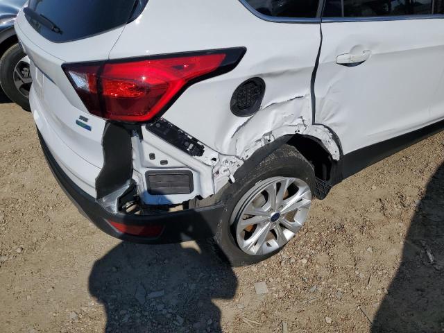 Photo 9 from auction – 2019 FORD ESCAPE SE with VIN 1FMCU9GDXKUB08499