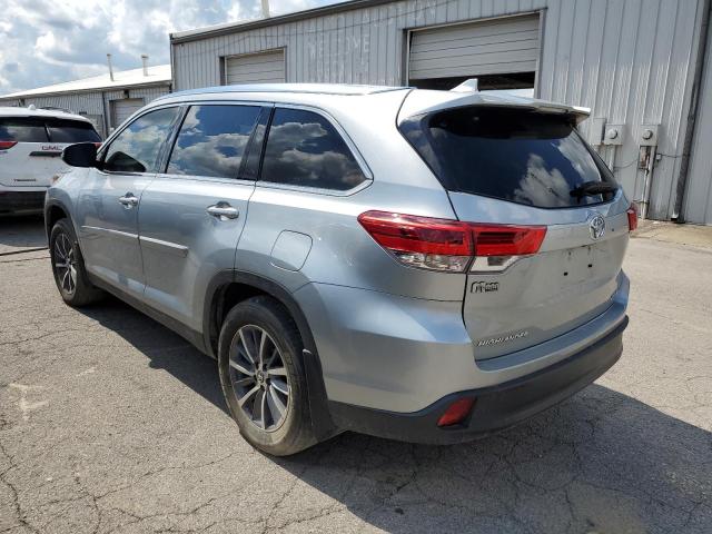 Photo 3 from auction – 2019 TOYOTA HIGHLANDER with VIN 5TDJZRFH8KS613754