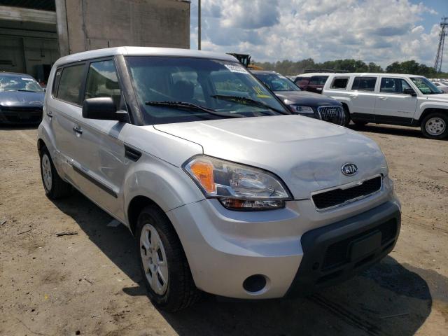 KIA SOUL 2011 with VIN KNDJT2A19B7262737 - Photo from auction