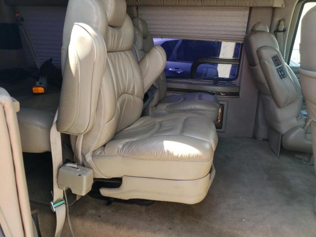 Photo 6 from auction – 2003 CHEVROLET EXPRESS G1 with VIN 1GBFG15T231112185