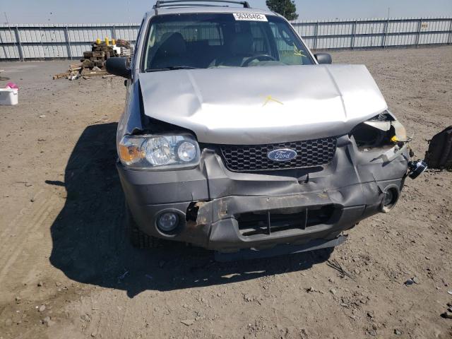 Photo 9 from auction – 2005 FORD ESCAPE XLT with VIN 1FMYU93165KC70244