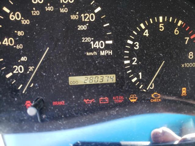 Photo 8 from auction – 2002 LEXUS RX 300 with VIN JTJHF10U420258516