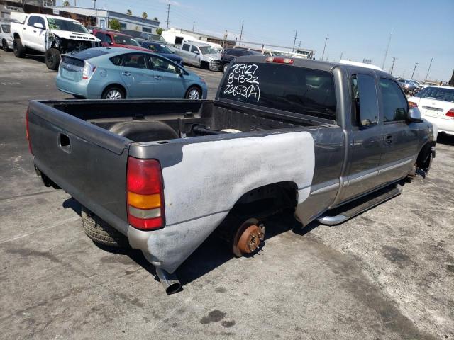 Photo 4 from auction – 2002 CHEVROLET SILVERADO with VIN 2GCEC19T721145009