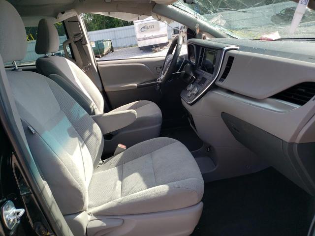 Photo 5 from auction – 2017 TOYOTA SIENNA with VIN 5TDZZ3DC9HS845294