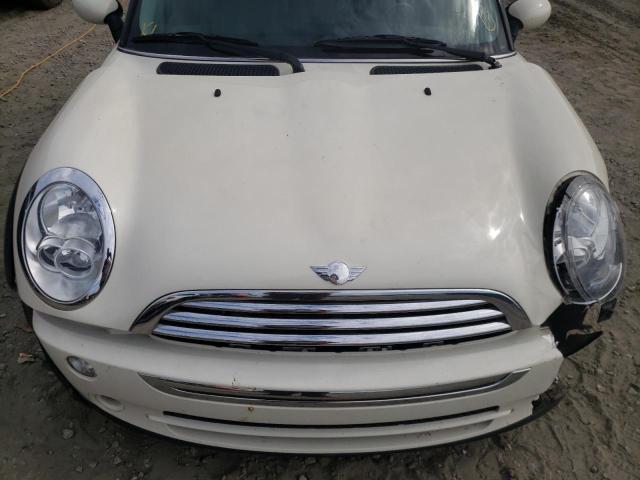 Photo 7 from auction – 2005 MINI COOPER with VIN WMWRC33445TJ66037