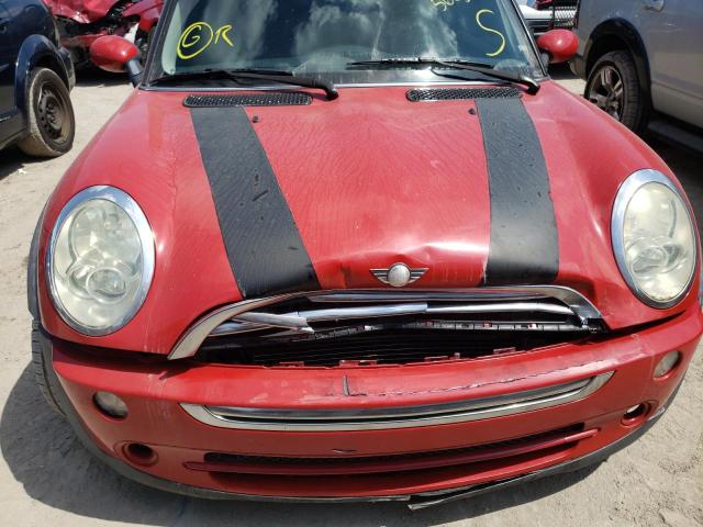Photo 9 from auction – 2005 MINI COOPER with VIN WMWRC335X5TJ69663