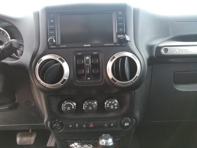 Photo 9 from auction – 2017 JEEP WRANGLER U with VIN 1C4BJWFG5HL549457