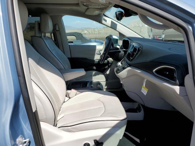 Photo 5 from auction – 2017 CHRYSLER PACIFICA E with VIN 2C4RC1N77HR730712