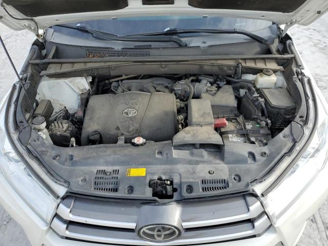 Photo 7 from auction – 2017 TOYOTA HIGHLANDER with VIN 5TDJZRFH2HS480241