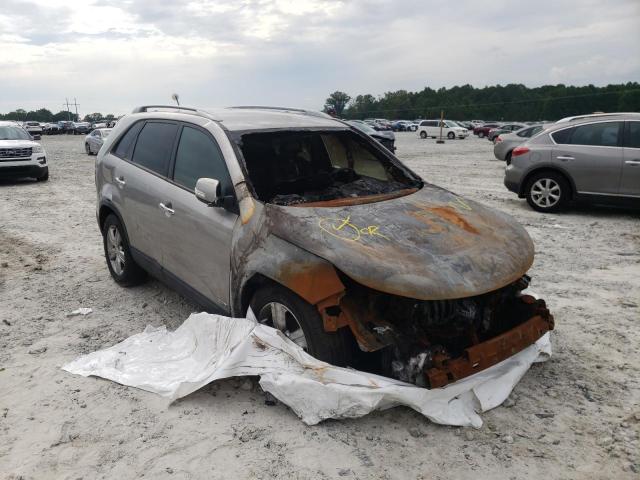 KIA SORENTO EX 2013 with VIN 5XYKUDA63DG370690 - Photo from auction