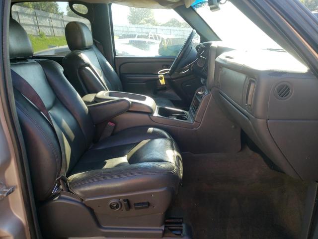 Photo 5 from auction – 2004 CHEVROLET SILVERADO with VIN 1GCJK33244F265357