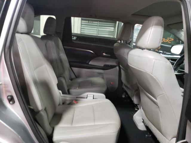 Foto 6 de la subasta – 2016 TOYOTA HIGHLANDER con VIN 5TDDKRFH3GS350842