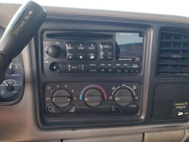 Photo 9 from auction – 2000 CHEVROLET SILVERADO with VIN 1GCEC14T1YZ199400