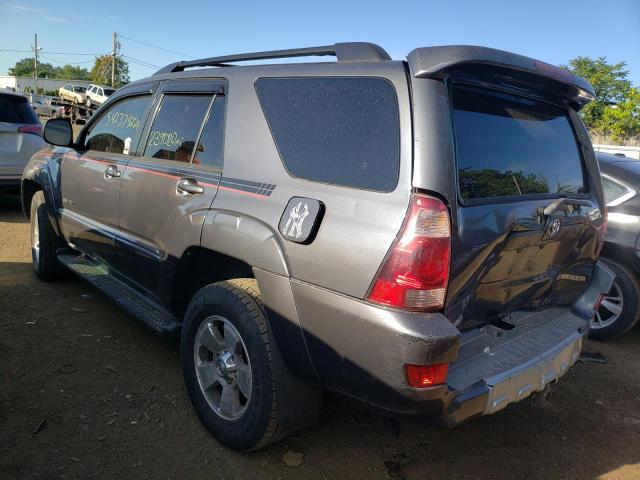 Photo 3 from auction – 2003 TOYOTA 4RUNNER SR with VIN JTEBT14R338001580