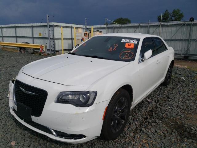 Photo 2 from auction – 2019 CHRYSLER 300 S with VIN 2C3CCAGG6KH542719