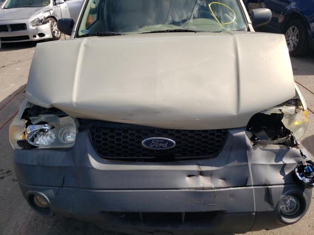 Photo 7 from auction – 2005 FORD ESCAPE XLT with VIN 1FMYU93165KC70518