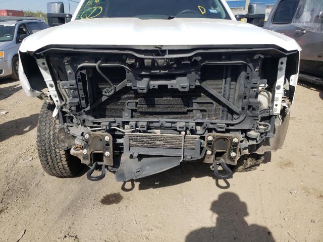 Photo 9 from auction – 2017 CHEVROLET SILVERADO with VIN 1GC2KUEG2HZ398626